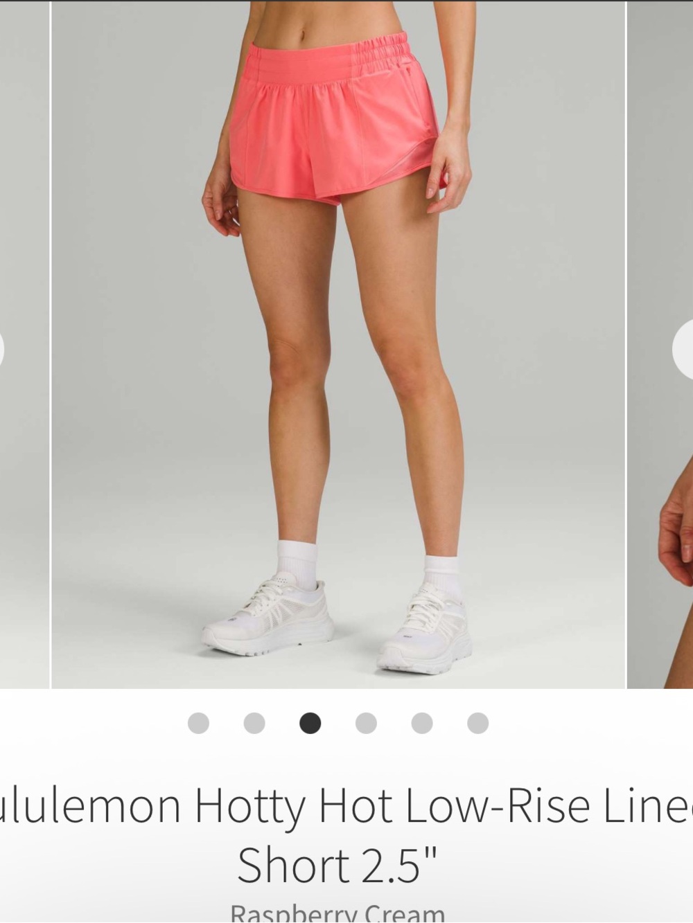 Lululemon Hotty Hot Low-Rise Lined
Short 2.5".